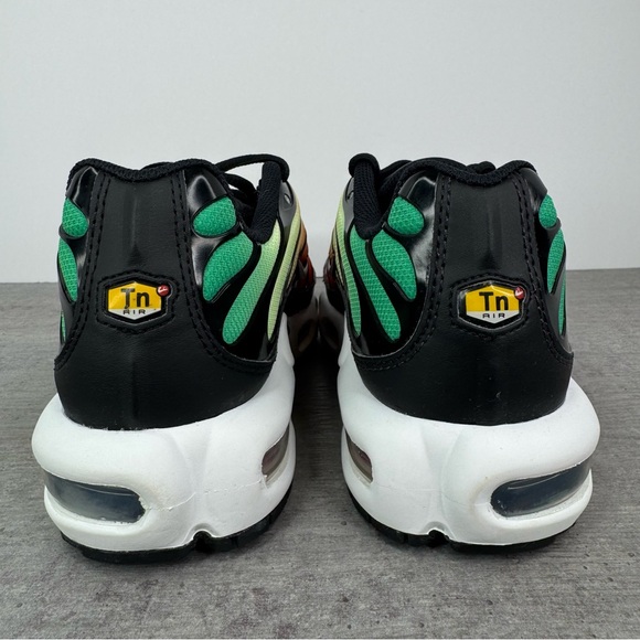 Nike Air Max Plus 'Rainbow' Sneakers DZ3670-001 Women's Size 9.5 - Picture 6 of 12